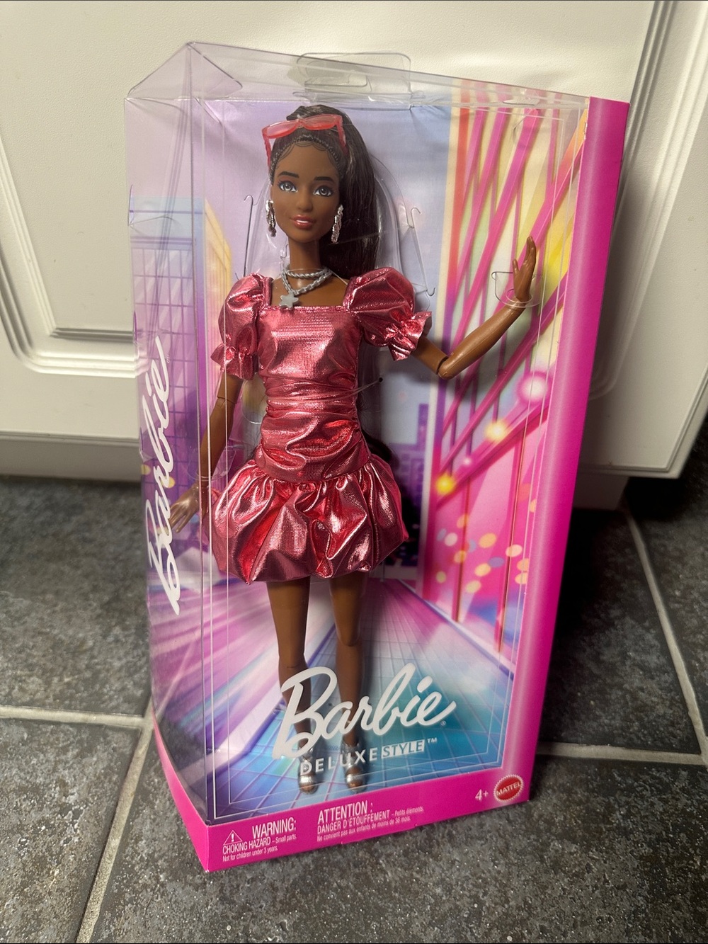 Barbie deluxe style #6 Metallic Pink Dress with Accessories
